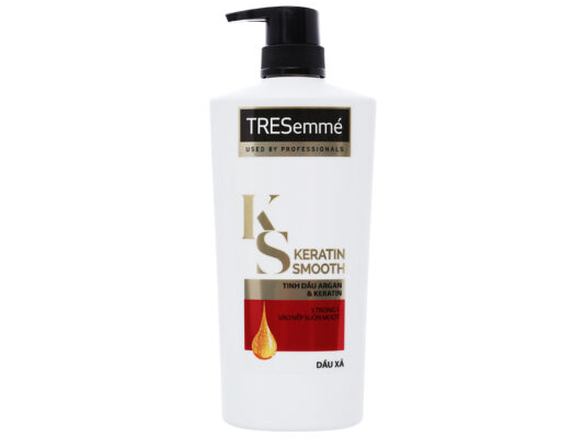 Dầu xả Tresemme vào nếp mềm mượt 620g